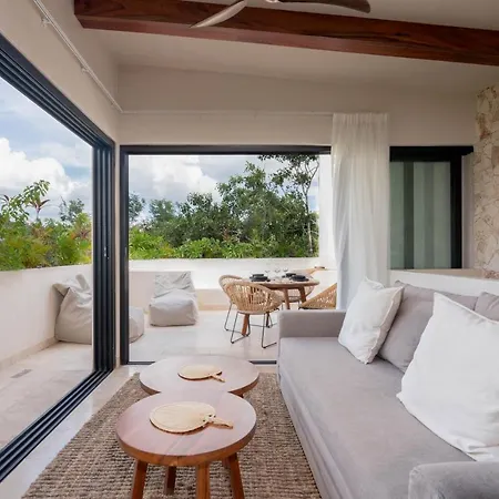 Exclusive 2Br Penthouse & Rooftop Pool, Aldea Zama Apartment
